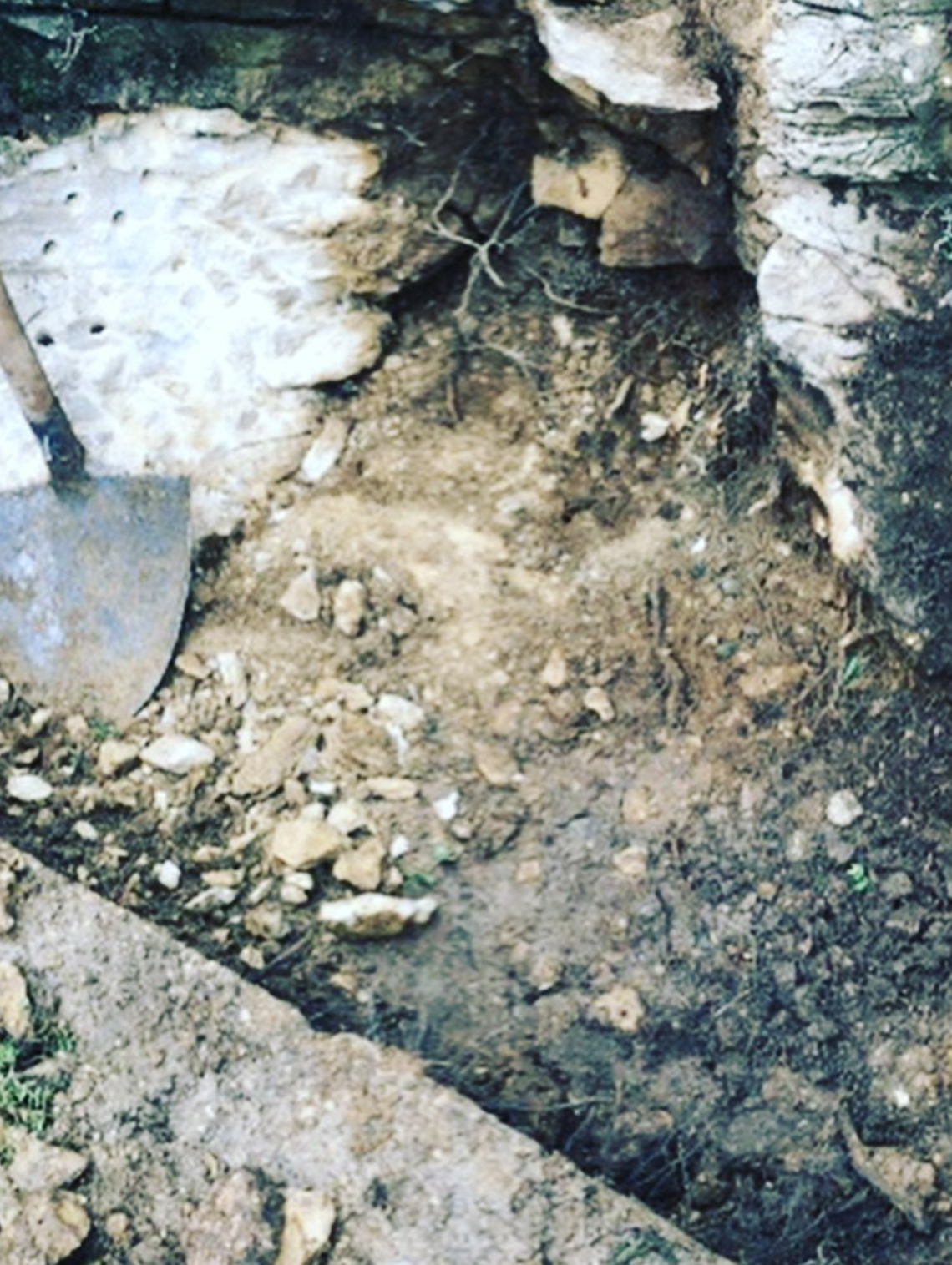 Terrain avant la construction de la fontaine paysagère